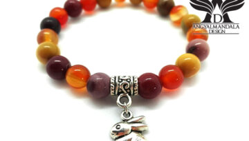 Mókás nyulak angyalmandala ásvány karkötő (mookait jáspis-karneol)