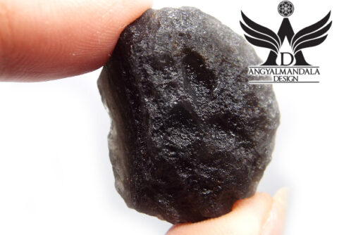 Az Isteni tűz gyöngye – Tektit (meteorit) (másnéven cintamani/agni manitit) marokkő (no.24.) /ritka/