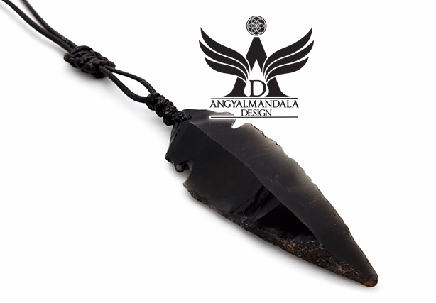 Lélekharcos Nyila fekete obszidián ásvány medál (No.1.)